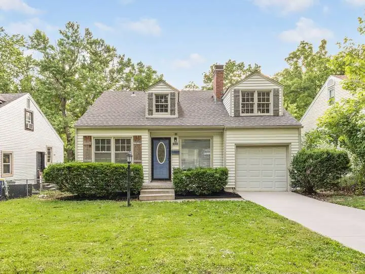 7426 Olive Street, Kansas City, MO 64132