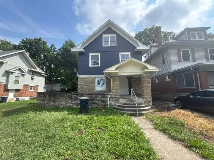 3015 E 32nd St, Kansas City, MO 64128