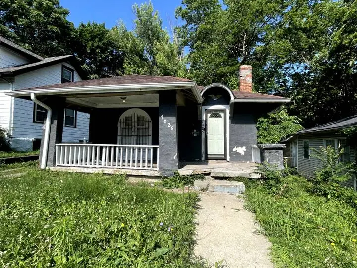 7026 S Benton Ave, Kansas City, MO 64132